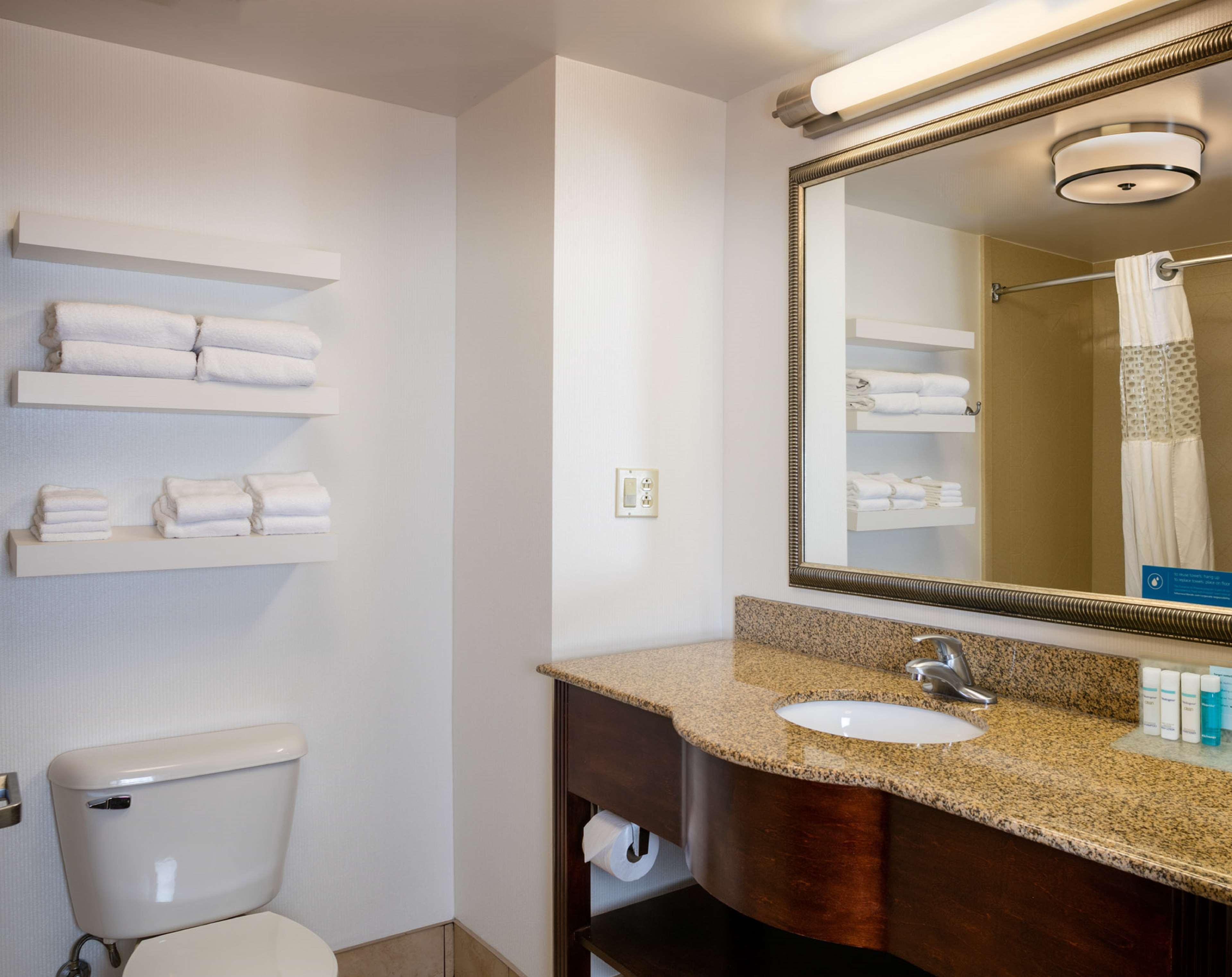 Hampton Inn & Suites Toledo-Perrysburg Rossford Екстериор снимка