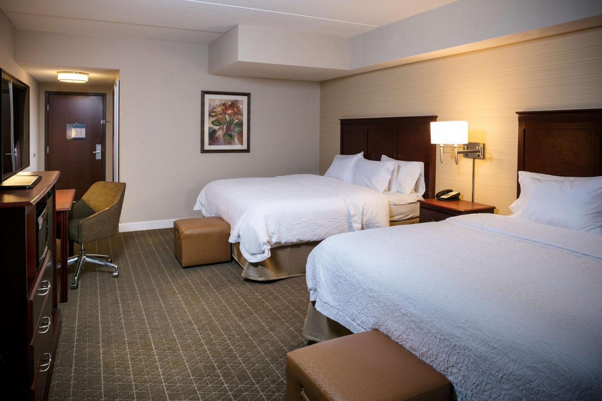 Hampton Inn & Suites Toledo-Perrysburg Rossford Екстериор снимка