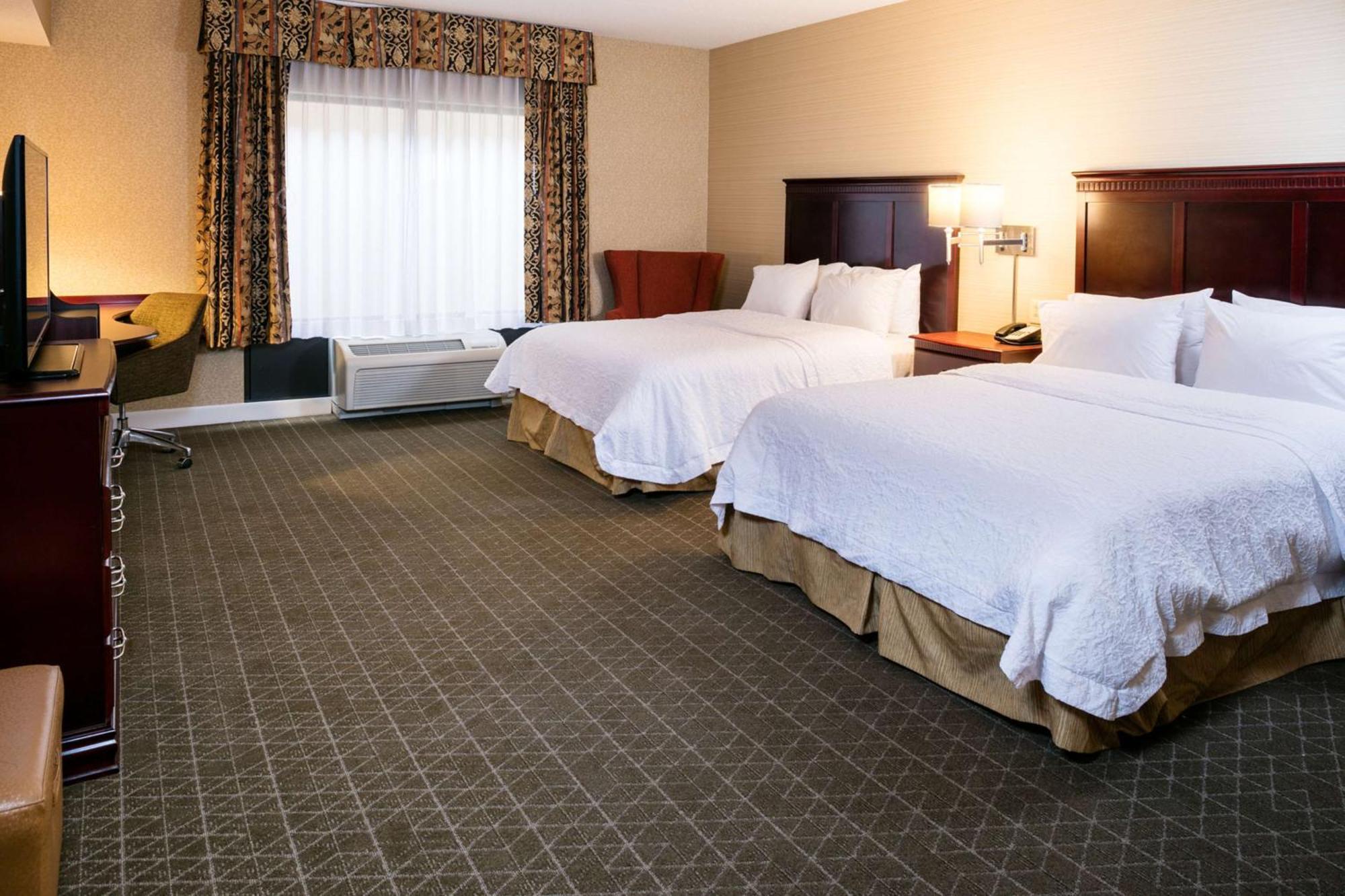 Hampton Inn & Suites Toledo-Perrysburg Rossford Екстериор снимка