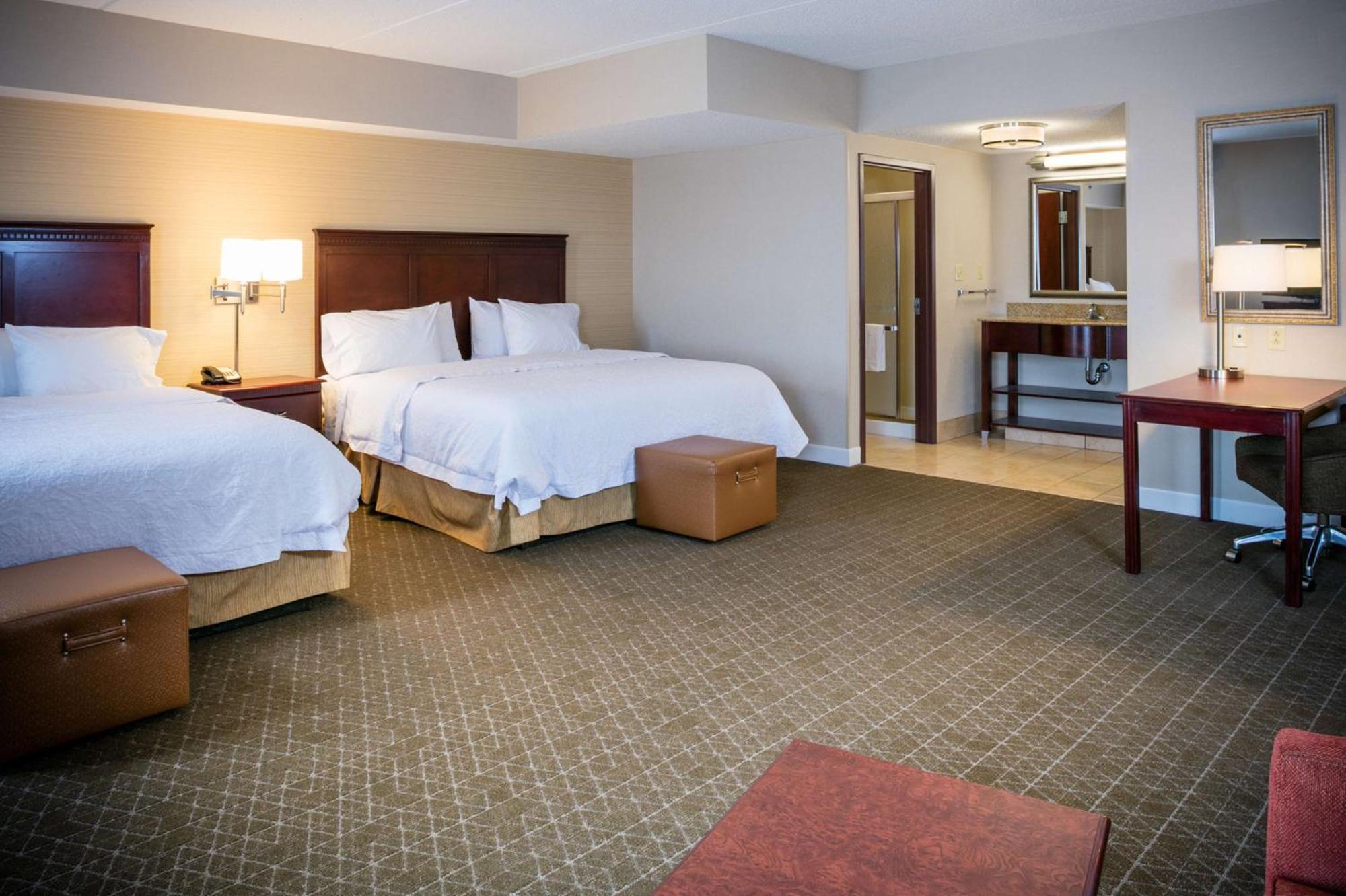 Hampton Inn & Suites Toledo-Perrysburg Rossford Екстериор снимка