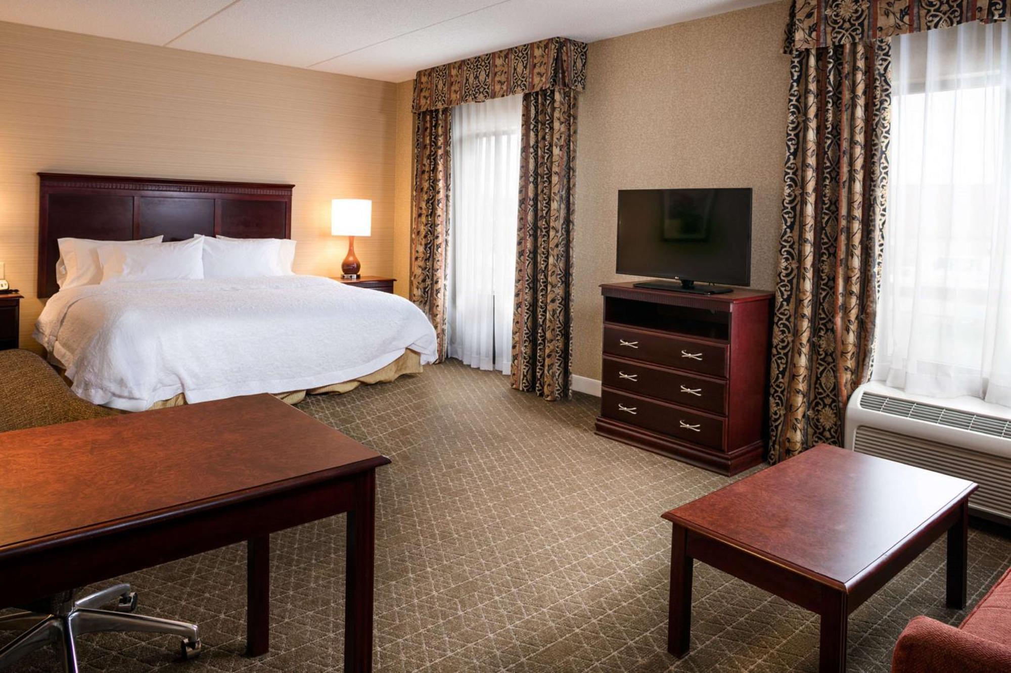 Hampton Inn & Suites Toledo-Perrysburg Rossford Екстериор снимка