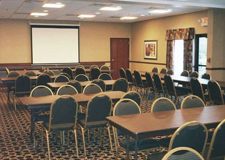 Hampton Inn & Suites Toledo-Perrysburg Rossford Съоръжения снимка