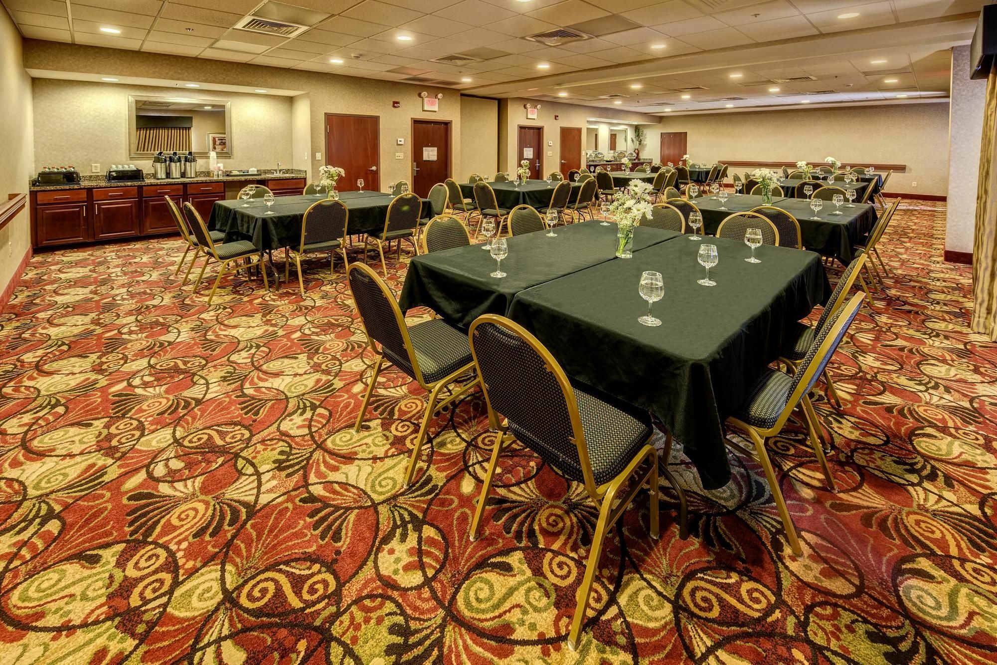 Hampton Inn & Suites Toledo-Perrysburg Rossford Екстериор снимка